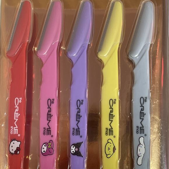 The Creme Shop Sanrio Hello Kitty Friends Razors Over Fuzz Perfect Arch Shaping - Picture 2 of 9